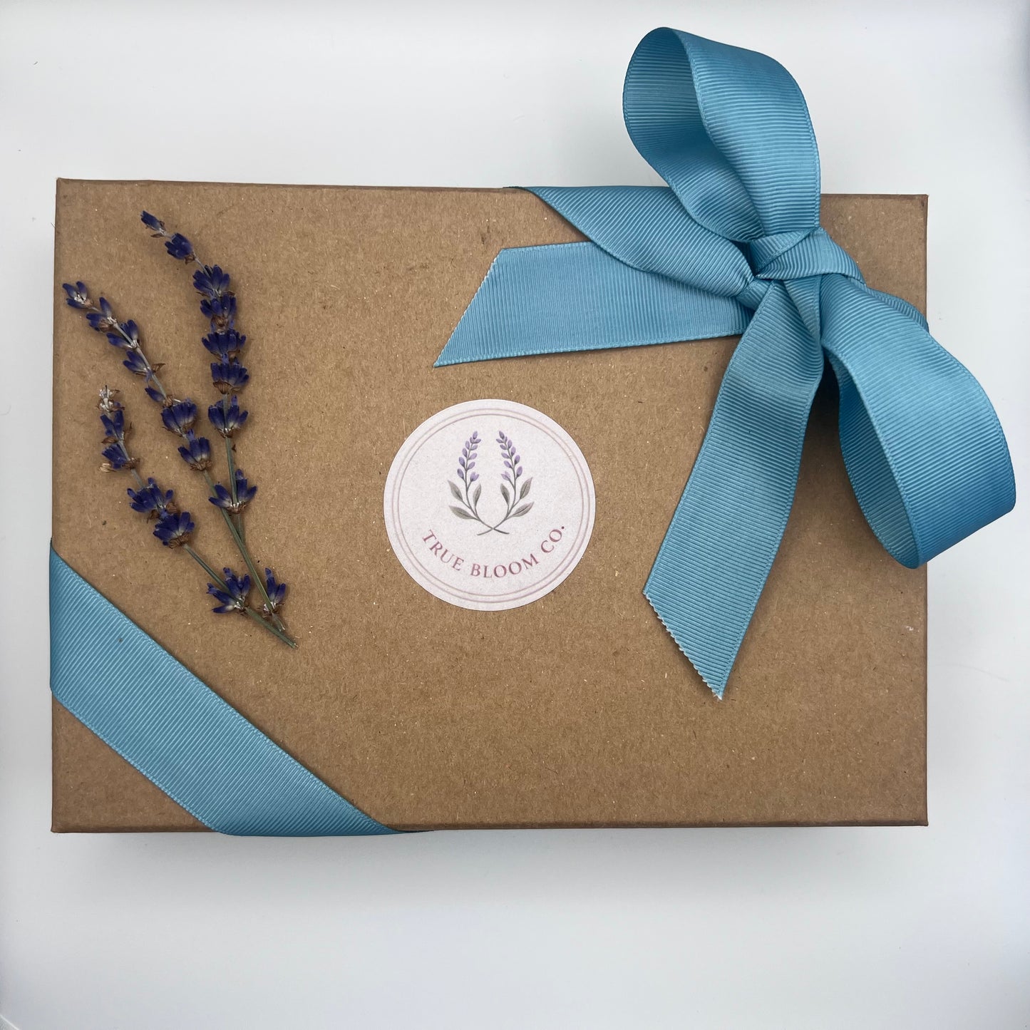 The Full Bloom Lavender Sachet Set