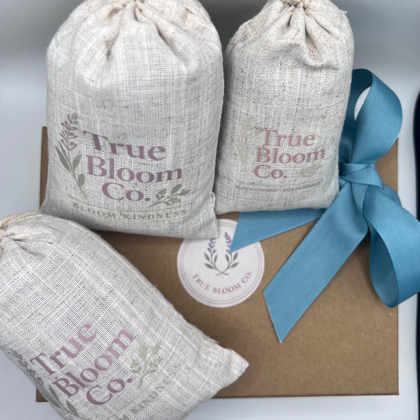 The Giving Bloom Lavender Sachet Set